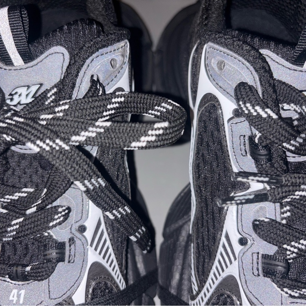 Balenciaga 3XL Sneaker - Picture 3 of 8